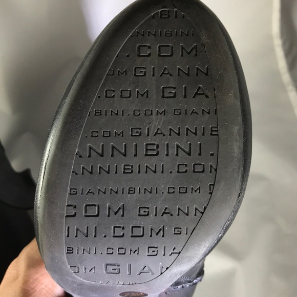 Gianni Bini Black Leather Ankle Boots Size 7.5M - Picture 7 of 8